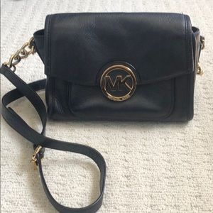 💯 Authentic Michael Kors Crossbody handbag